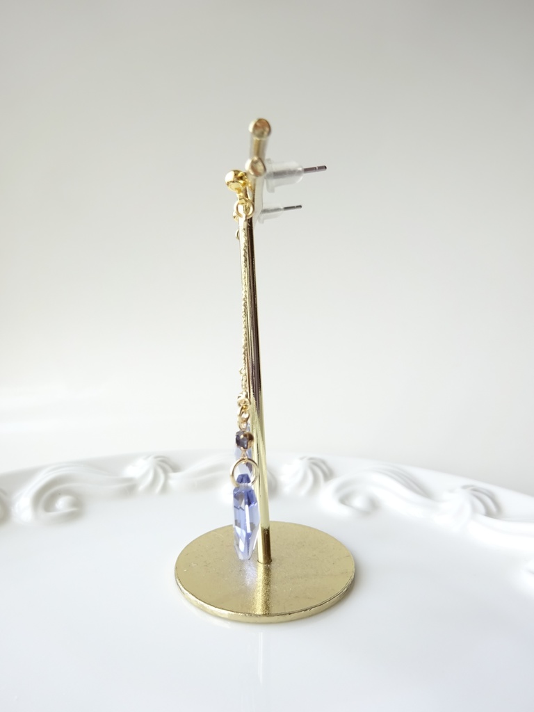 夜空のかけらピアス(イヤリングOK)