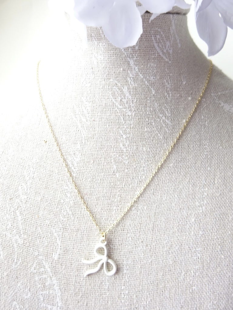 再販・リトルリボンネックレス・ホワイト