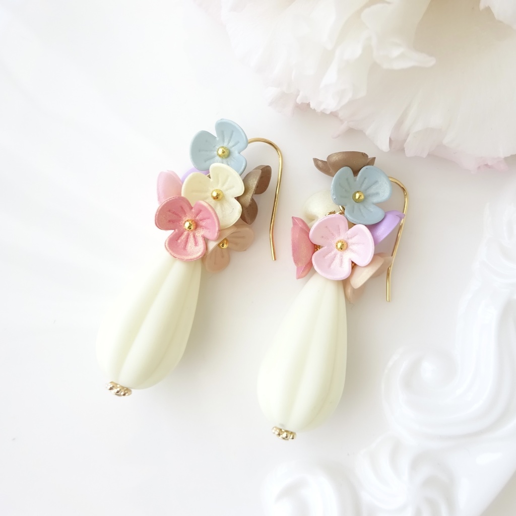 スイートパステルフラワーB ピアス(イヤリングOK)
