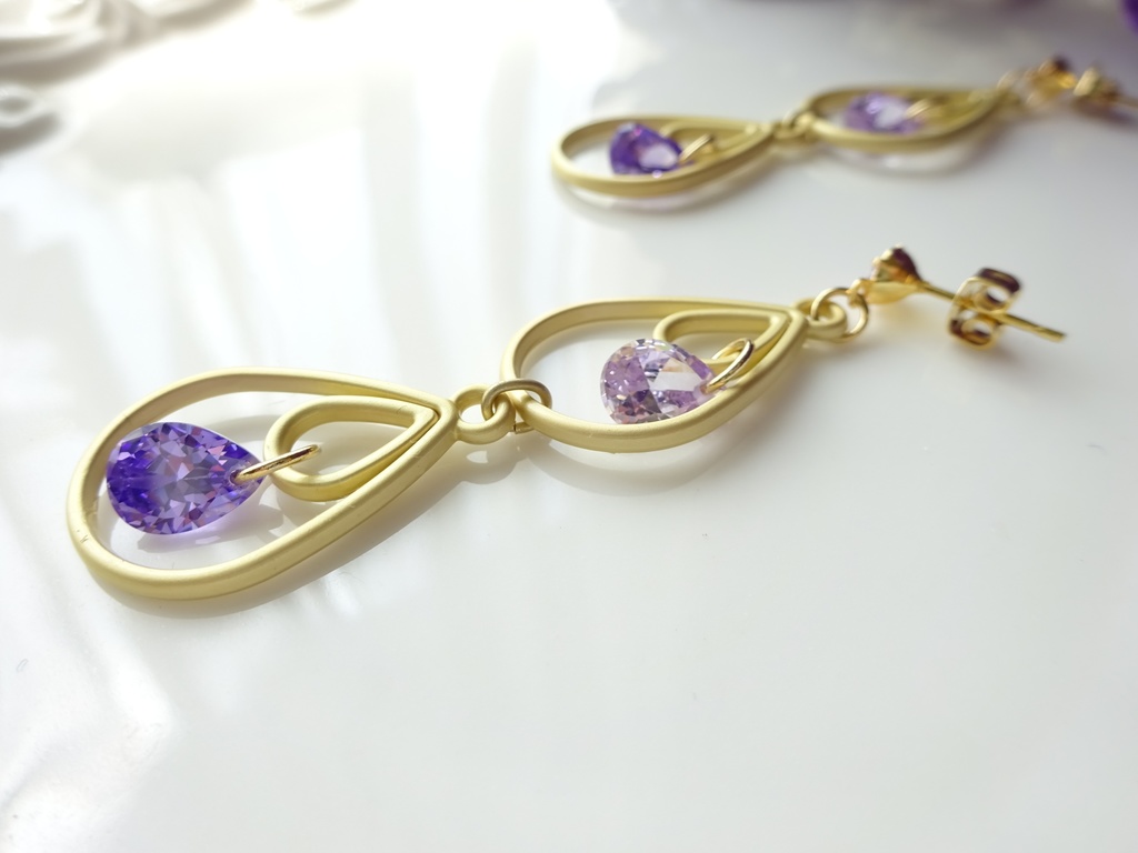 紫陽花雨雫・ピアス