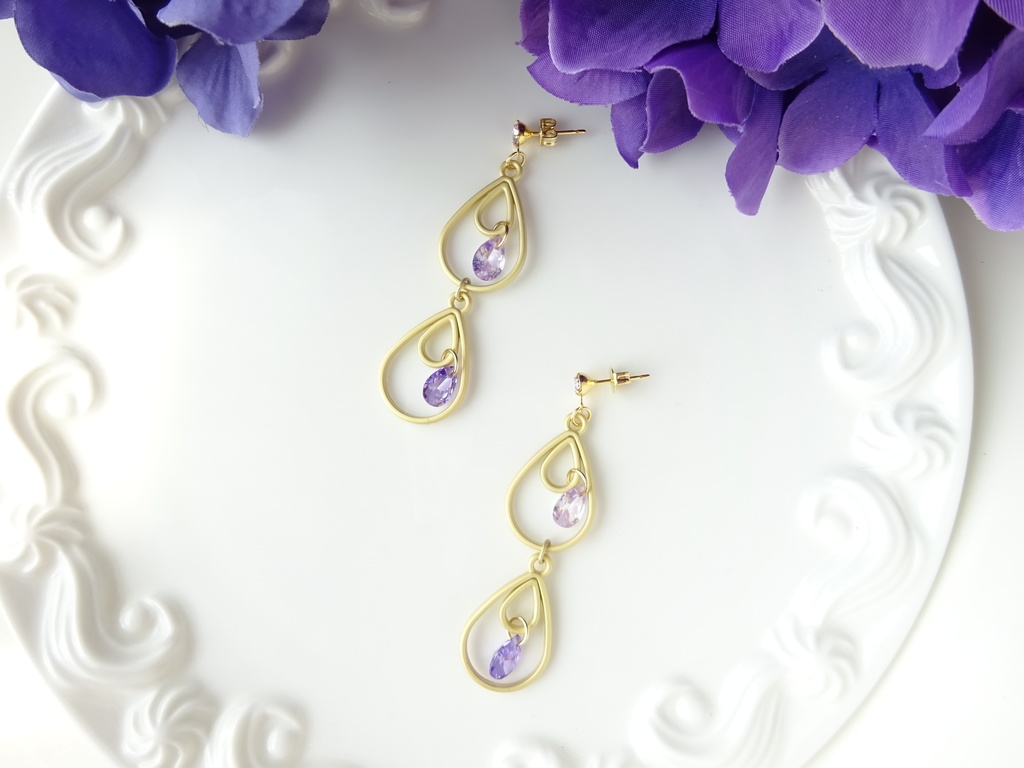 紫陽花雨雫・ピアス