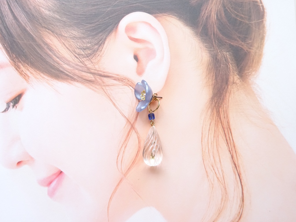 (2WAY)シエスタフラワー・ブルー(ピアスのみ)