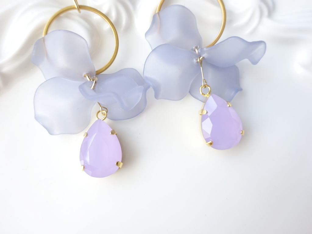 ブルーフォールペタル・ピアス(イヤリングOK)