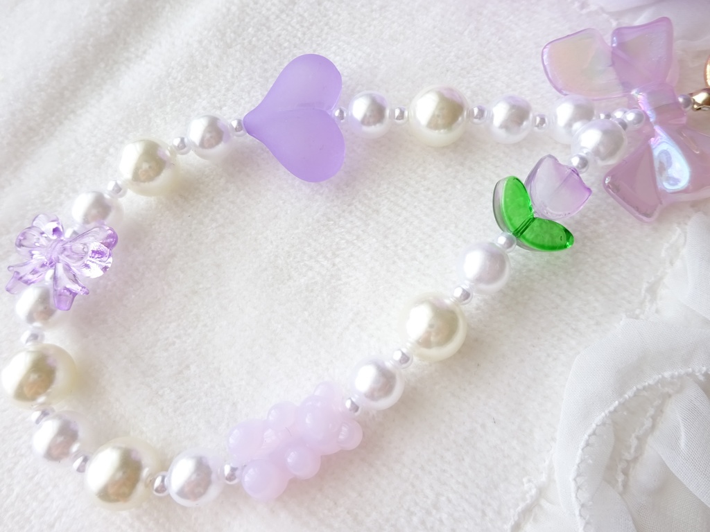 ラベンダーのグミベアストラップ