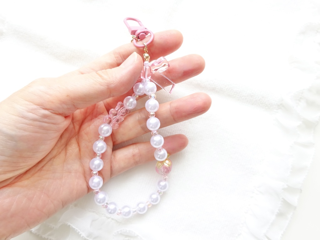 ミルクいちごストラップ