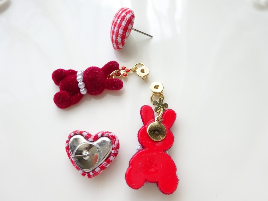 (2WAY)ギンガムハートラビットピアス*レッド