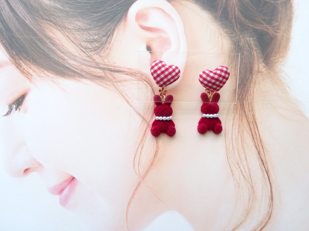 (2WAY)ギンガムハートラビットピアス*レッド