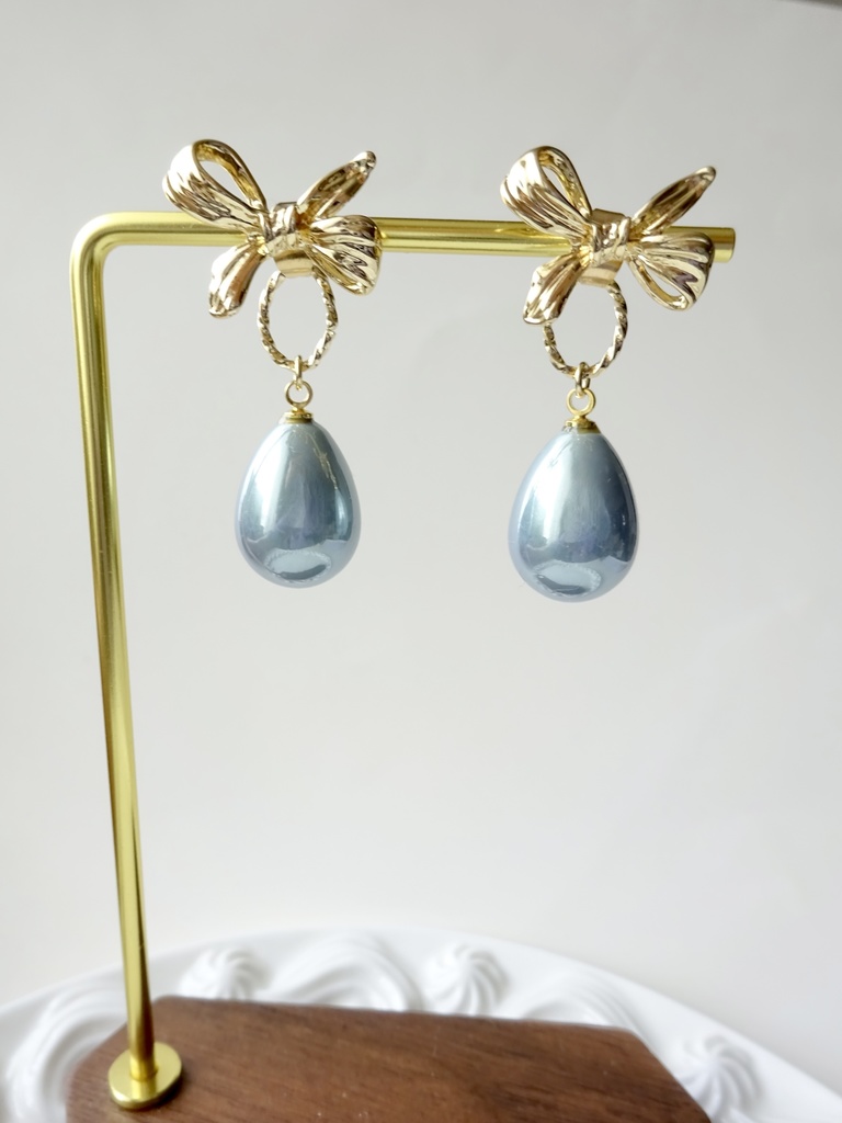 (2WAY)ブルードロップとリボンのピアス