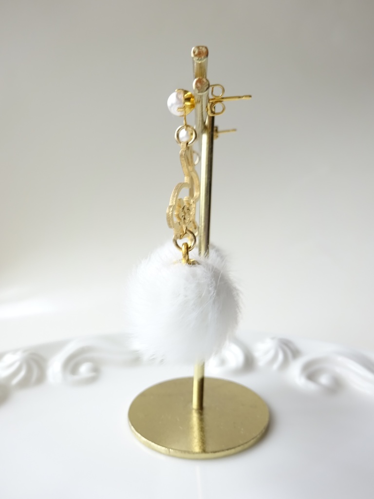 フラワーラビットピアス(ピアスのみ)