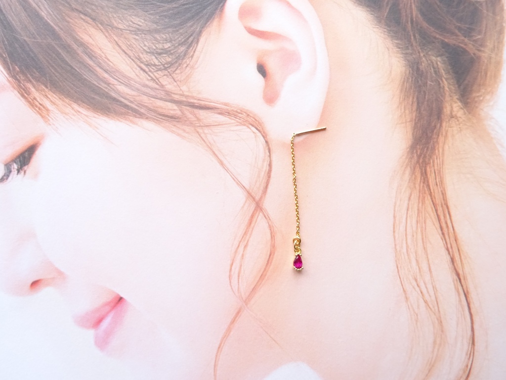 ルミエール・ルビーレッド(ピアスのみ)