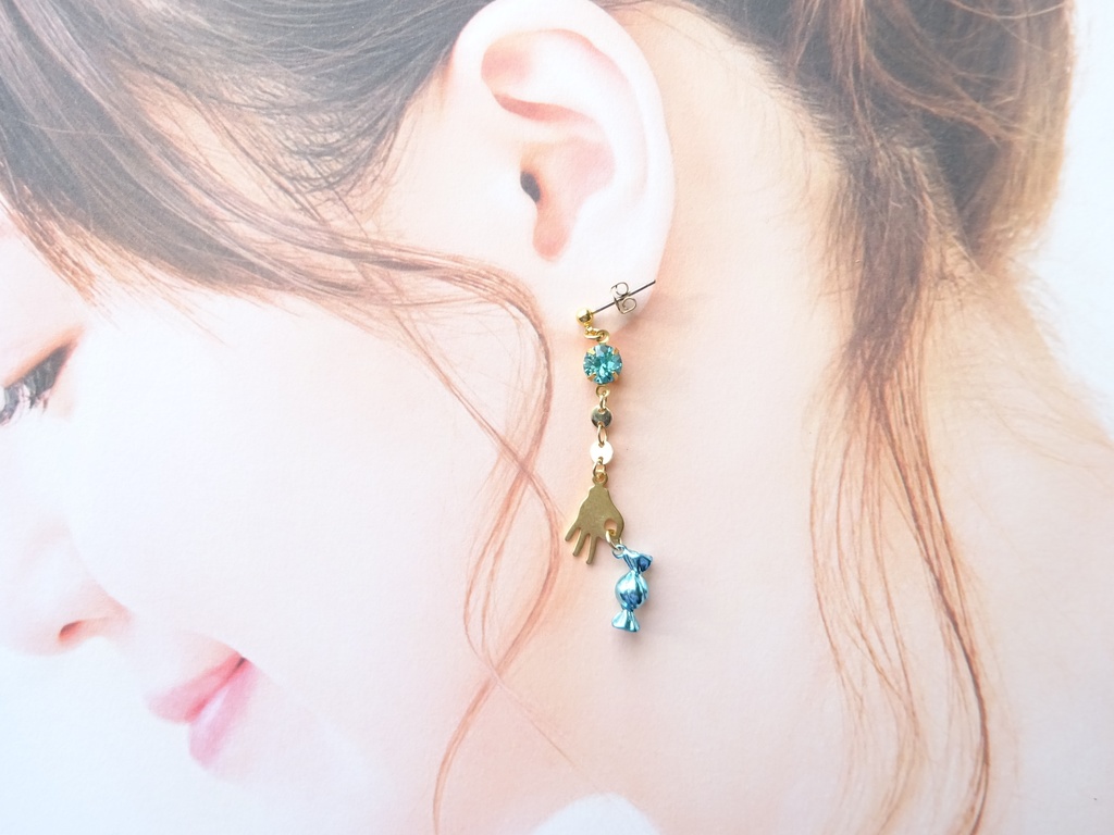 サイダーキャンディピアス(イヤリングOK)