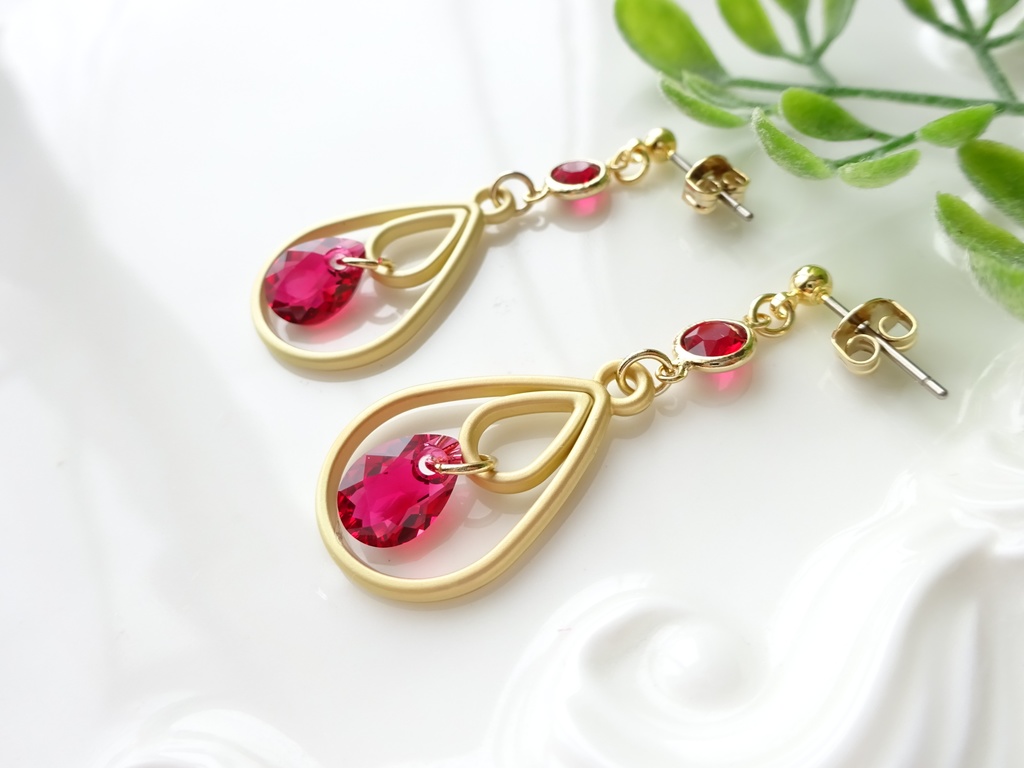 クリスマスの雨粒・ピアス(イヤリングOK)