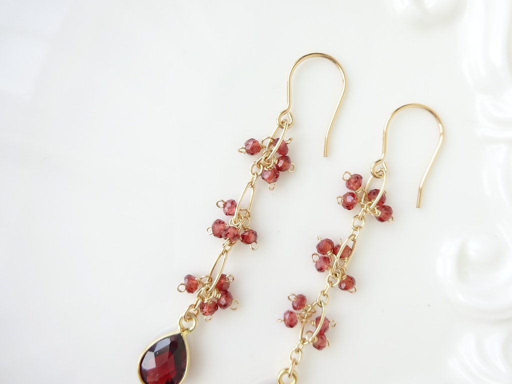 K14gf&ガーネットピアス(イヤリングOK)