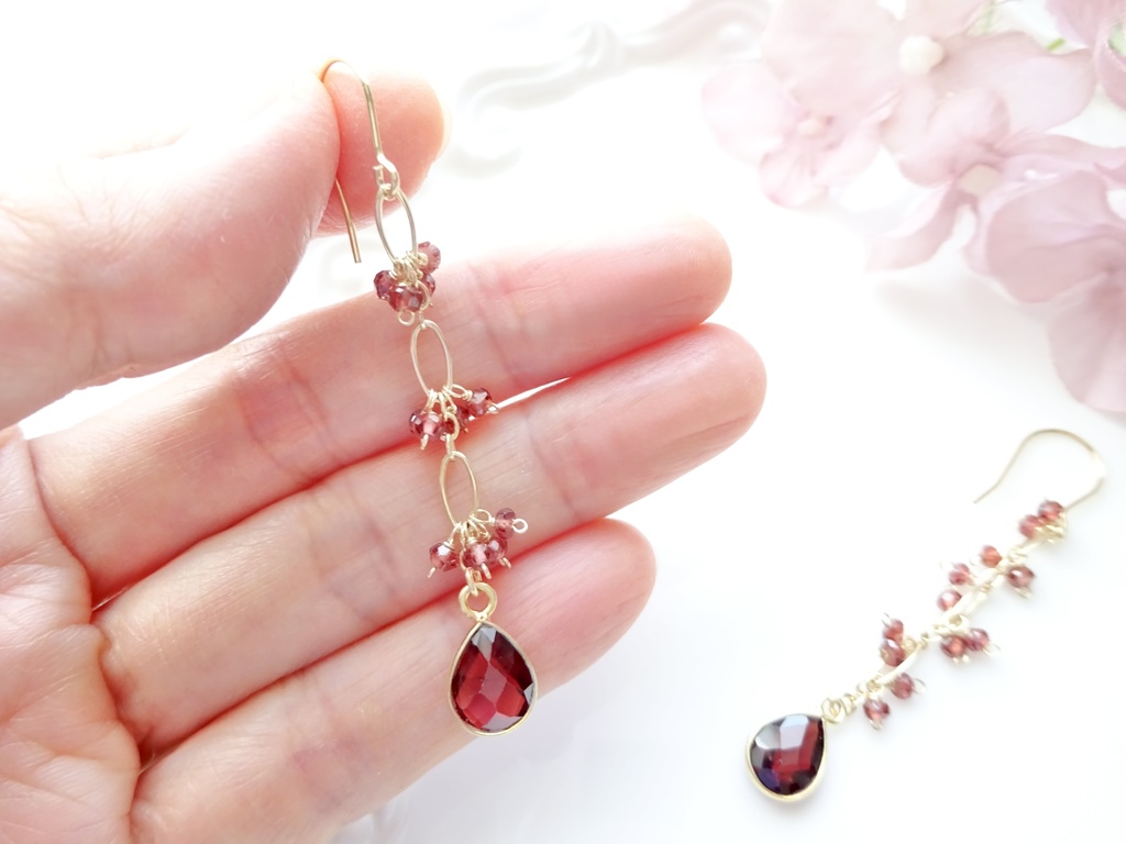 K14gf&ガーネットピアス(イヤリングOK)