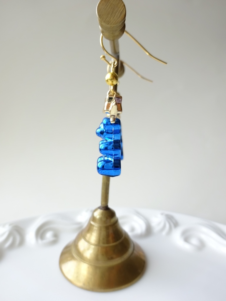 スパークル テディピアス ダークブルー(イヤリングOK)