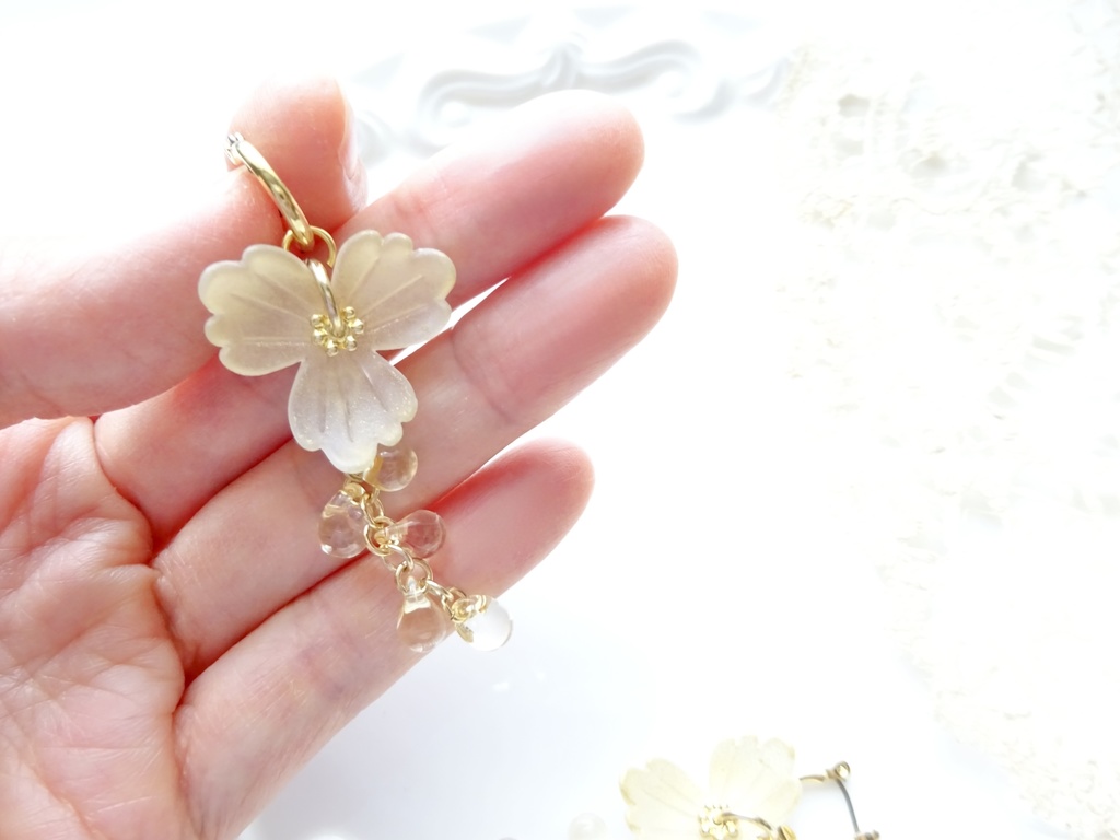 エデンフラワー・ゴールド(ピアスのみ)