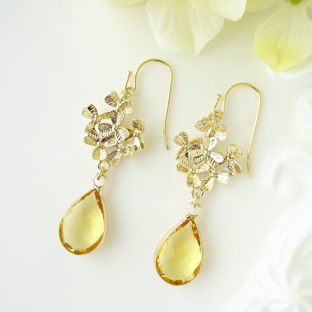 レモンクローバーピアス(イヤリングOK)