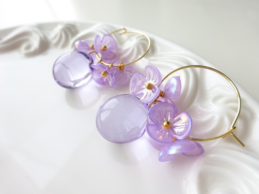 雨粒フープフラワー・スミレ(イヤリング変更不可)