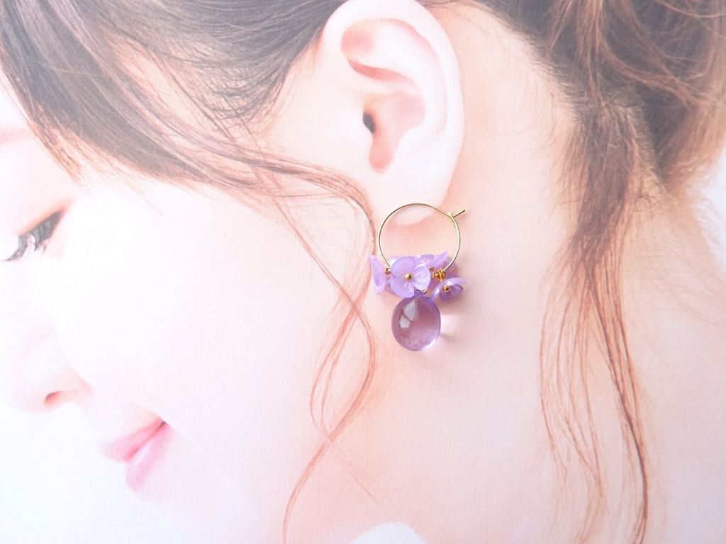 雨粒フープフラワー・スミレ(イヤリング変更不可)