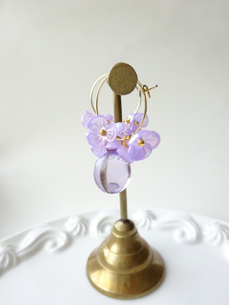 雨粒フープフラワー・スミレ(イヤリング変更不可)