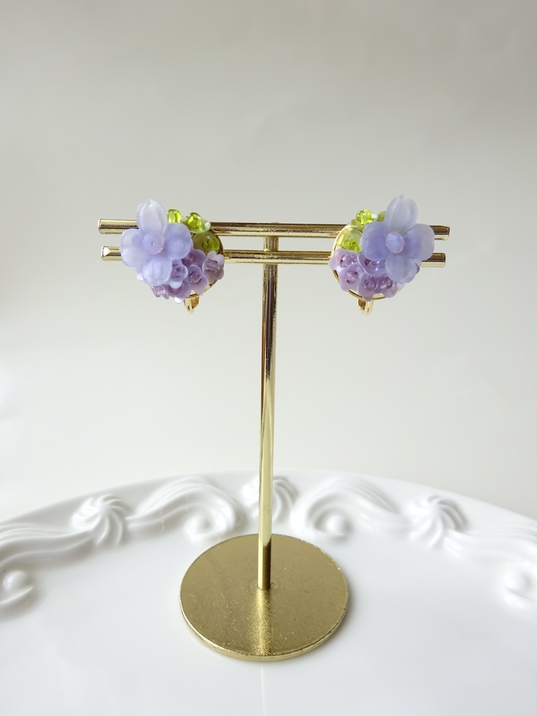 リトルハイドランジア・ラベンダー色(イヤリングのみ)