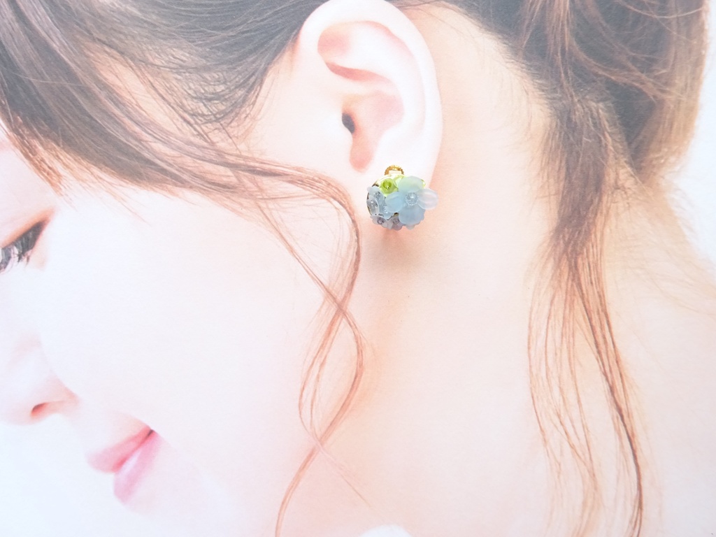 リトルハイドランジア・水色(イヤリングのみ)