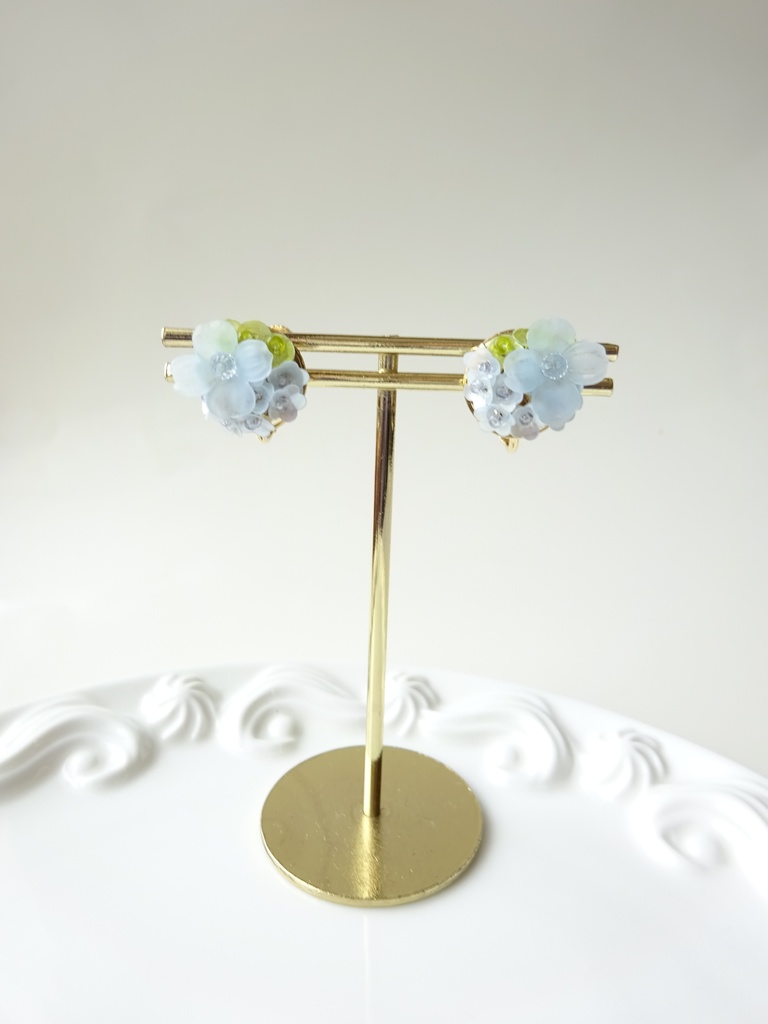 リトルハイドランジア・水色(イヤリングのみ)