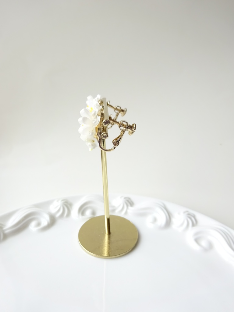 スプリングデイジー(イヤリングのみ)