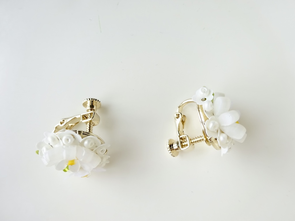 スプリングデイジー(イヤリングのみ)