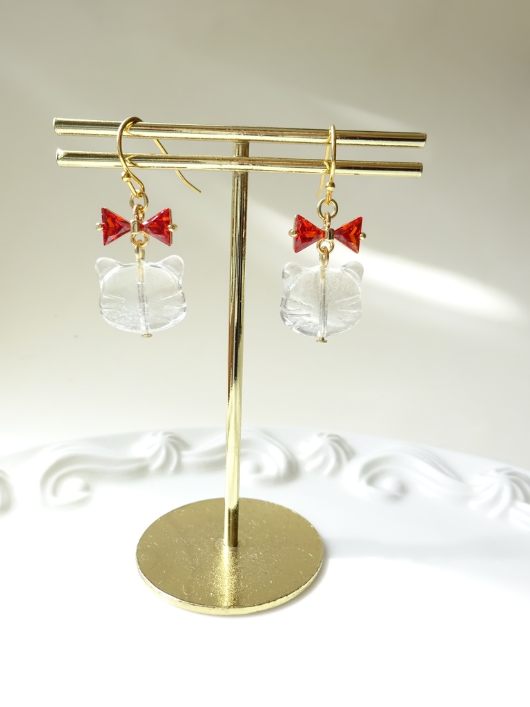 リボンと子猫のピアス(イヤリングOK)