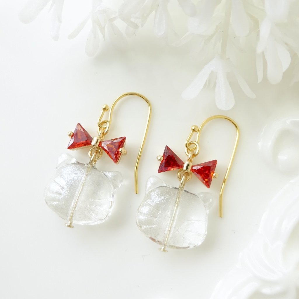 リボンと子猫のピアス(イヤリングOK)