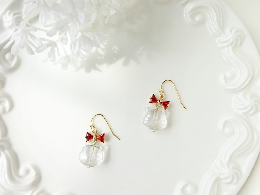 リボンと子猫のピアス(イヤリングOK)