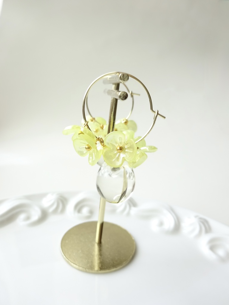 ⭐︎新色⭐︎ 雨粒フープフラワー・レモン色(イヤリング変更不可)