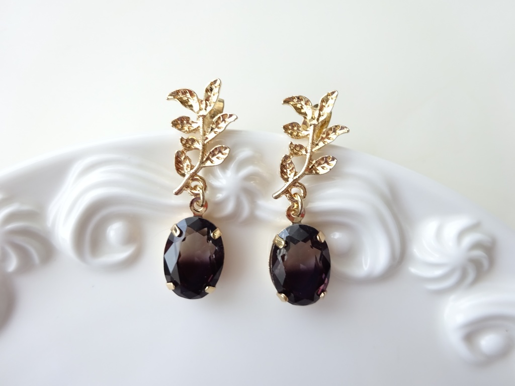 ブラックオリーブのピアス(ピアスのみ)