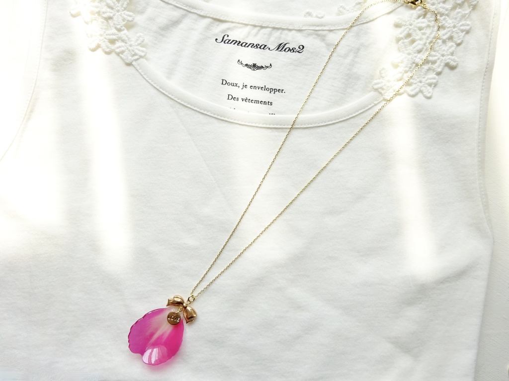 薔薇の花びらネックレス・ローズピンク