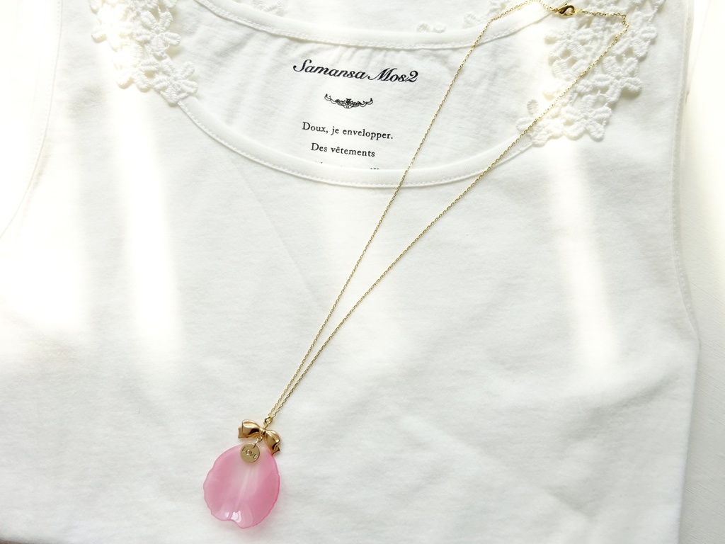 薔薇の花びらネックレス・ピンク