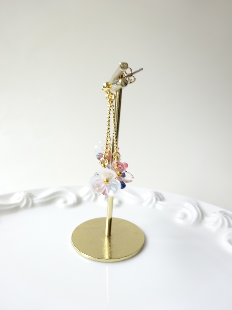 花かごのピアス(イヤリングOK)