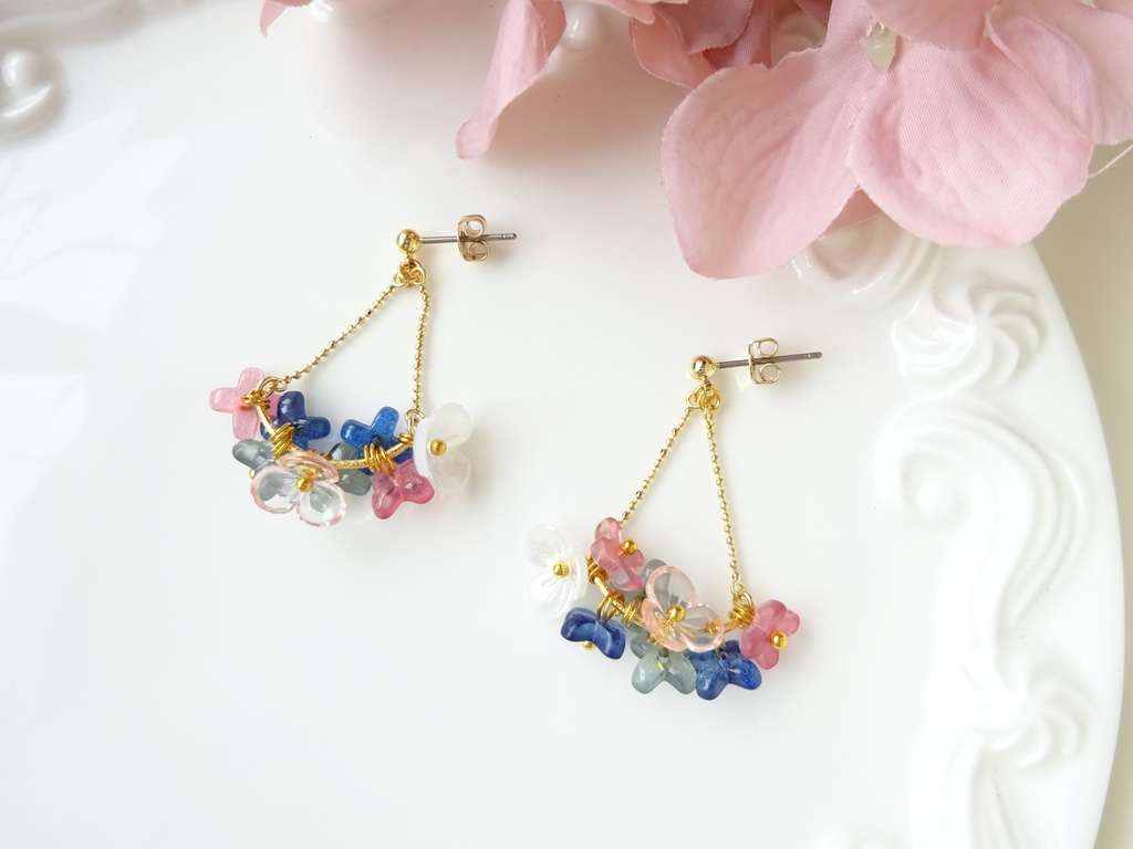 花かごのピアス(イヤリングOK)