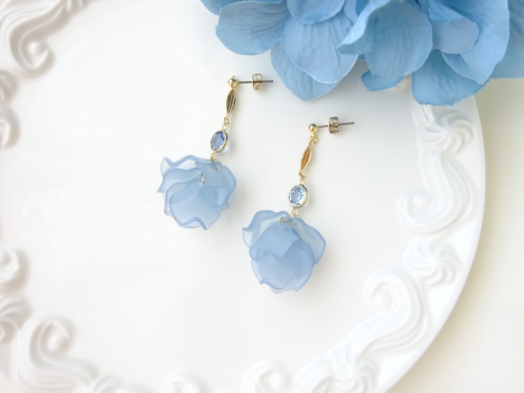 ローズフリルピアス/D・ブルー(イヤリング0K)