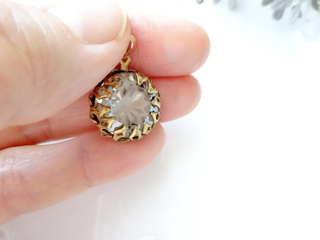 ステンドグラスフラワー・グレージュ