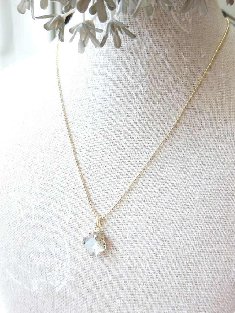 カテドラル ウィンドウ・グレージュ