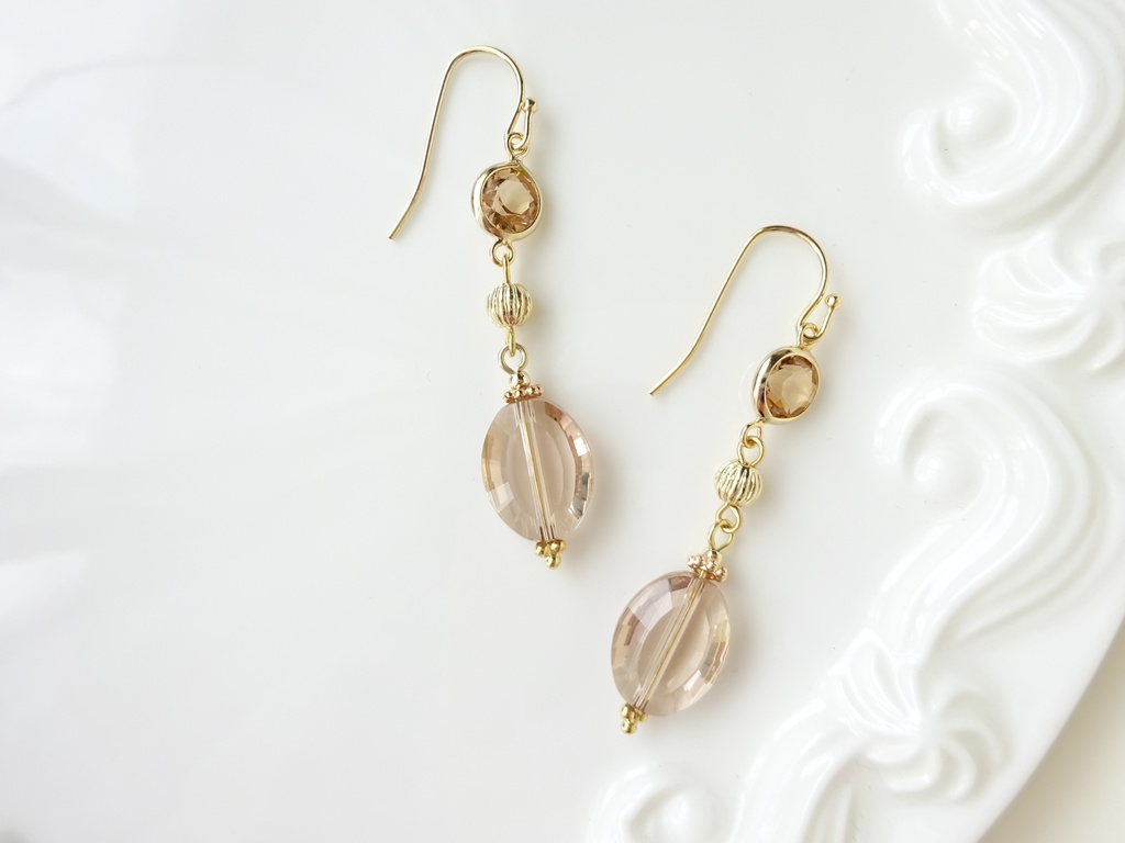 オータムリーフ・ピアス(イヤリングOK)