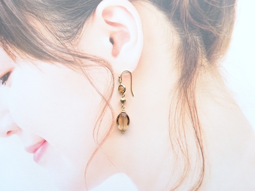 オータムリーフ・ピアス(イヤリングOK)