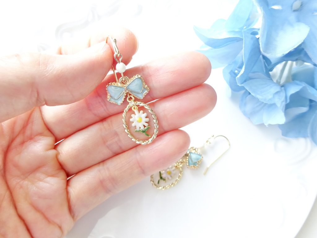 マーガレットフレーム(イヤリングOK)