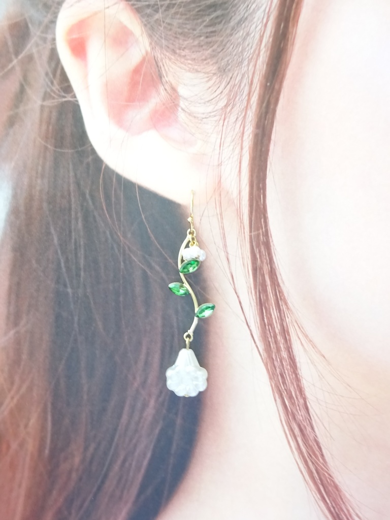 リリーガーデン2・ピアス(イヤリングOK)