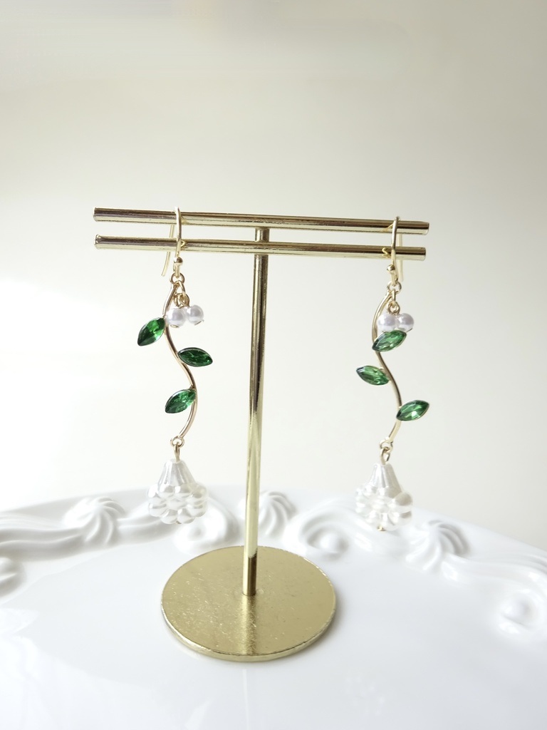 リリーガーデン2・ピアス(イヤリングOK)