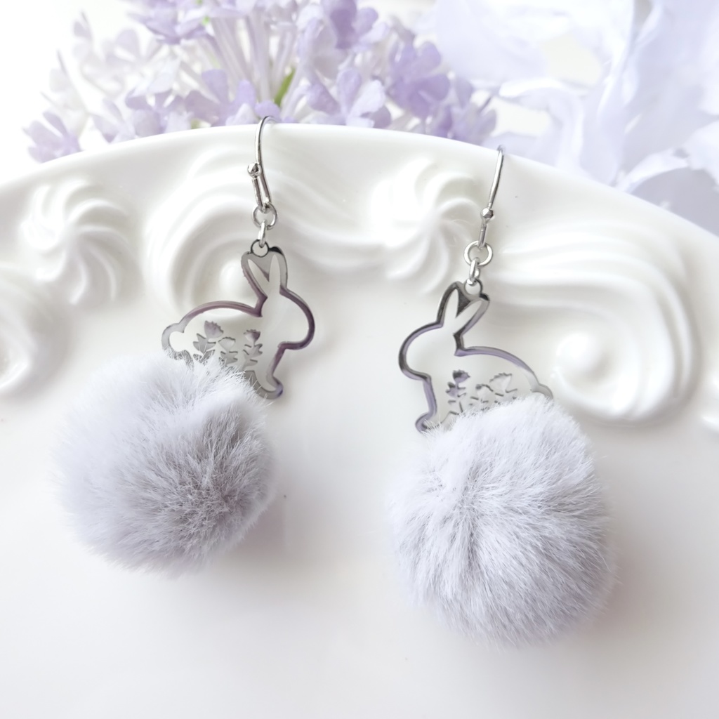 ふわふわフラワーラビット・グレー(ピアスのみ)
