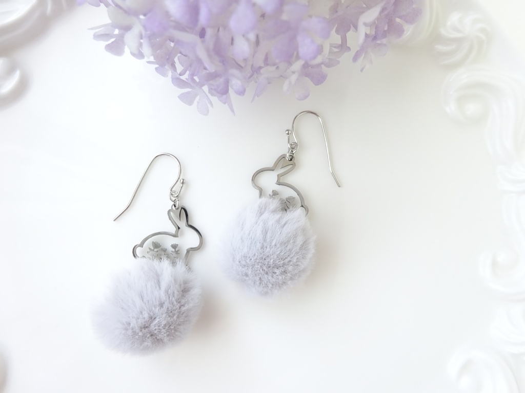 ふわふわフラワーラビット・グレー(ピアスのみ)