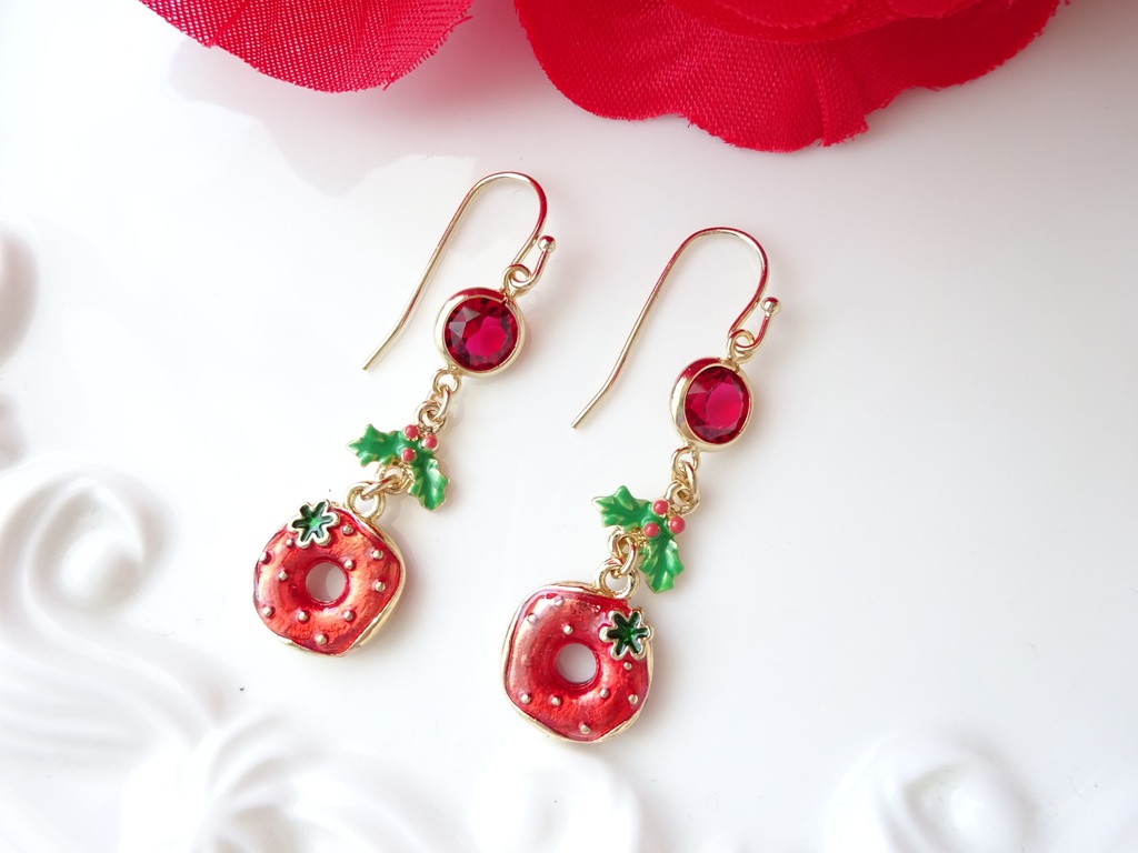 苺のクリスマスドーナツ(イヤリングOK)