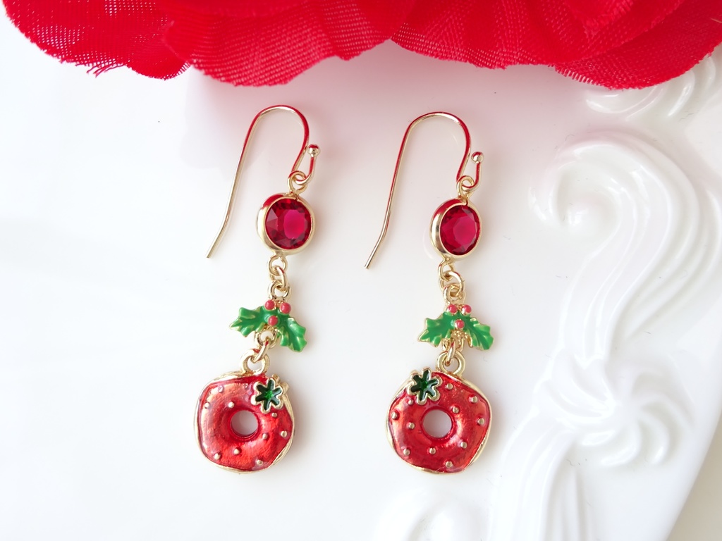 苺のクリスマスドーナツ(イヤリングOK)
